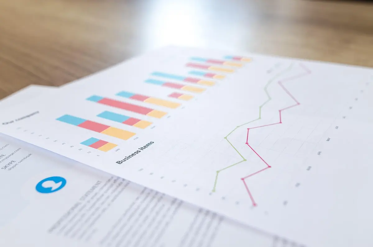 Work Performance Reports : définition, structure, exemples et bonnes pratiques pour un reporting projet efficace en 2026